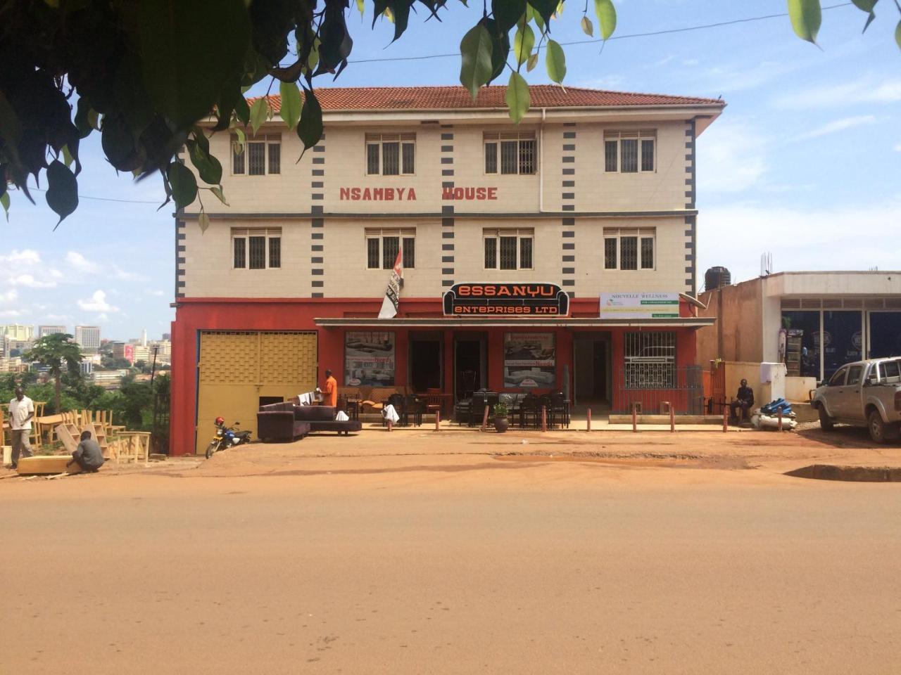 Hostel The Five Horsemen Kampala Zewnętrze zdjęcie