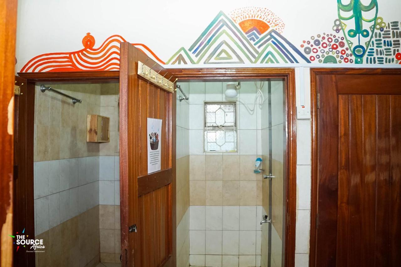 Hostel The Five Horsemen Kampala Zewnętrze zdjęcie