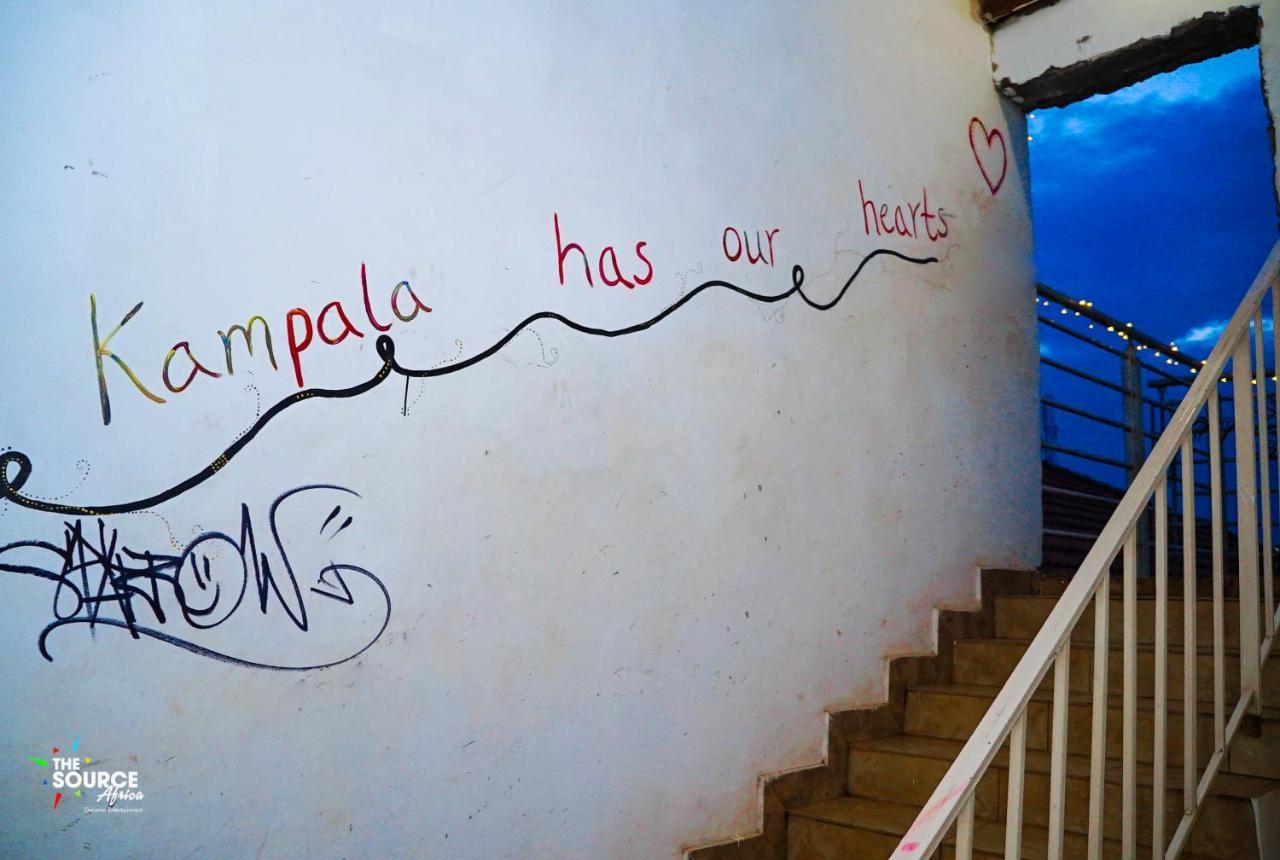 Hostel The Five Horsemen Kampala Zewnętrze zdjęcie