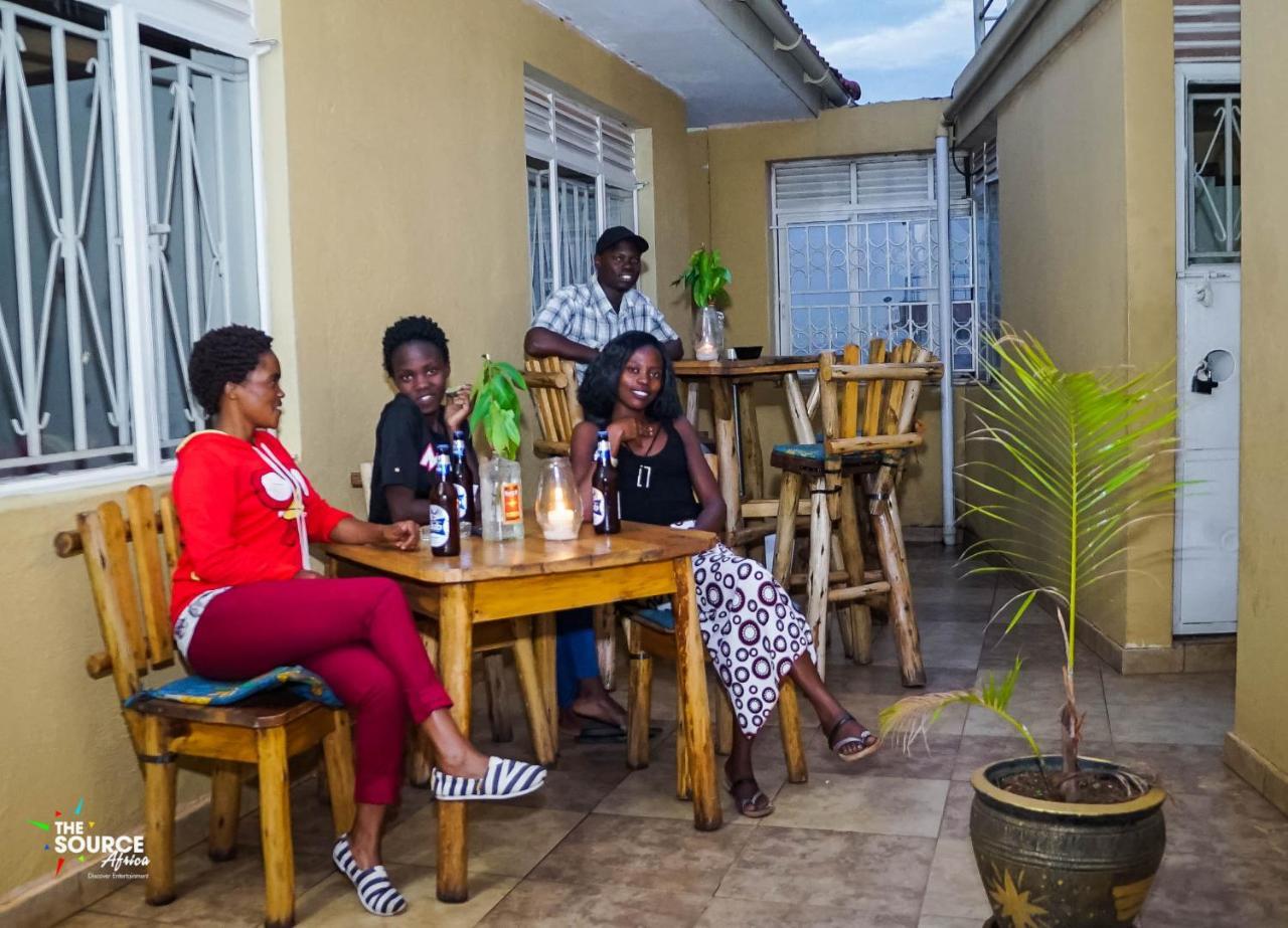Hostel The Five Horsemen Kampala Zewnętrze zdjęcie
