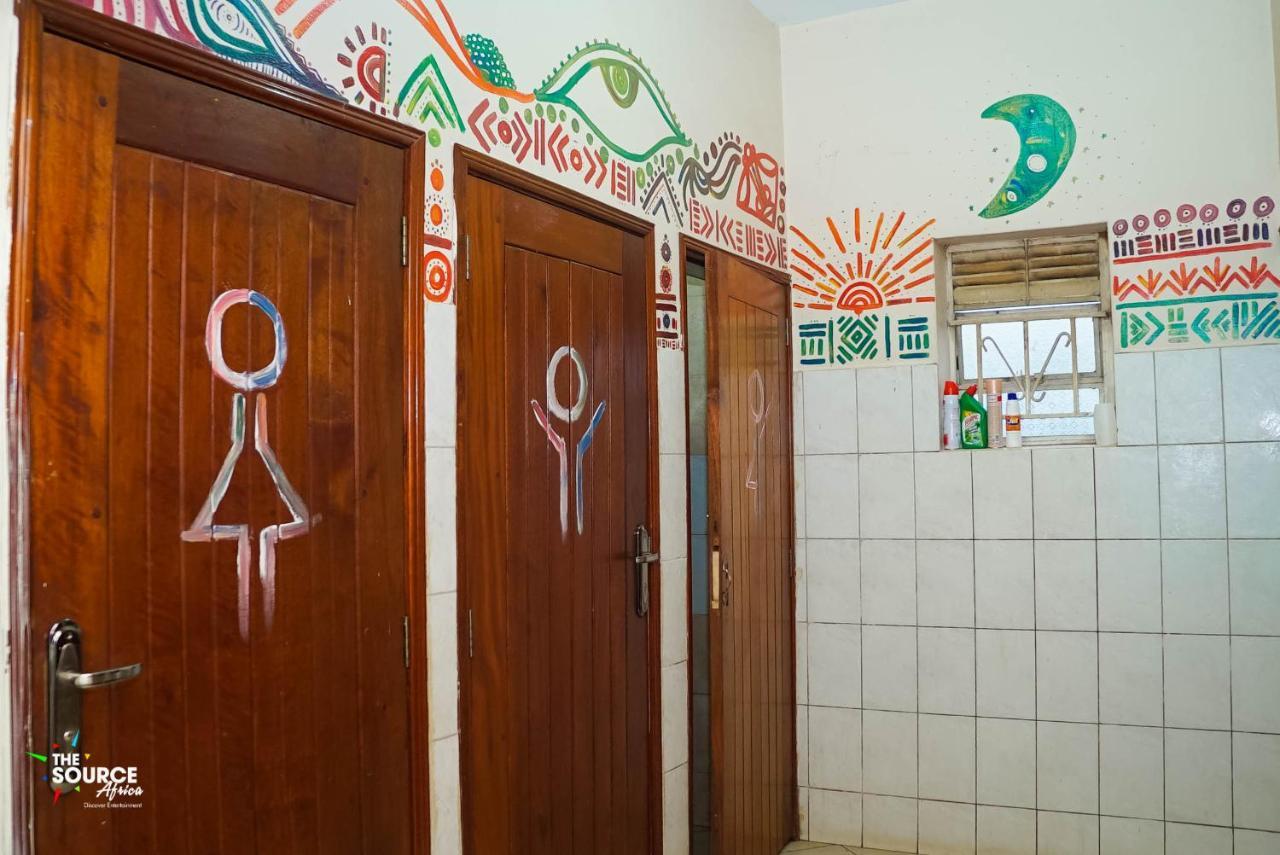 Hostel The Five Horsemen Kampala Zewnętrze zdjęcie